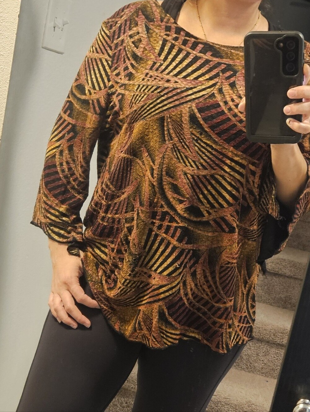 Vintage Women's Abstract Pattern Velvet Top in Multi-Color